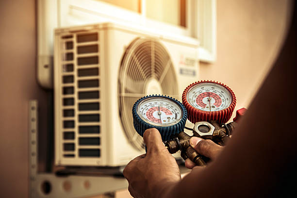 Professional Hvac technician working in Independence, WI